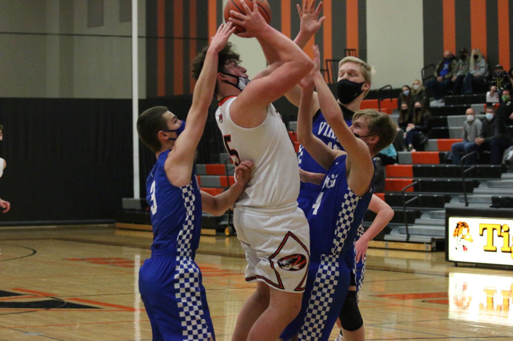 Ripon High School boys' basketball vs WLA — Jan. 5, 2021 (4).JPG